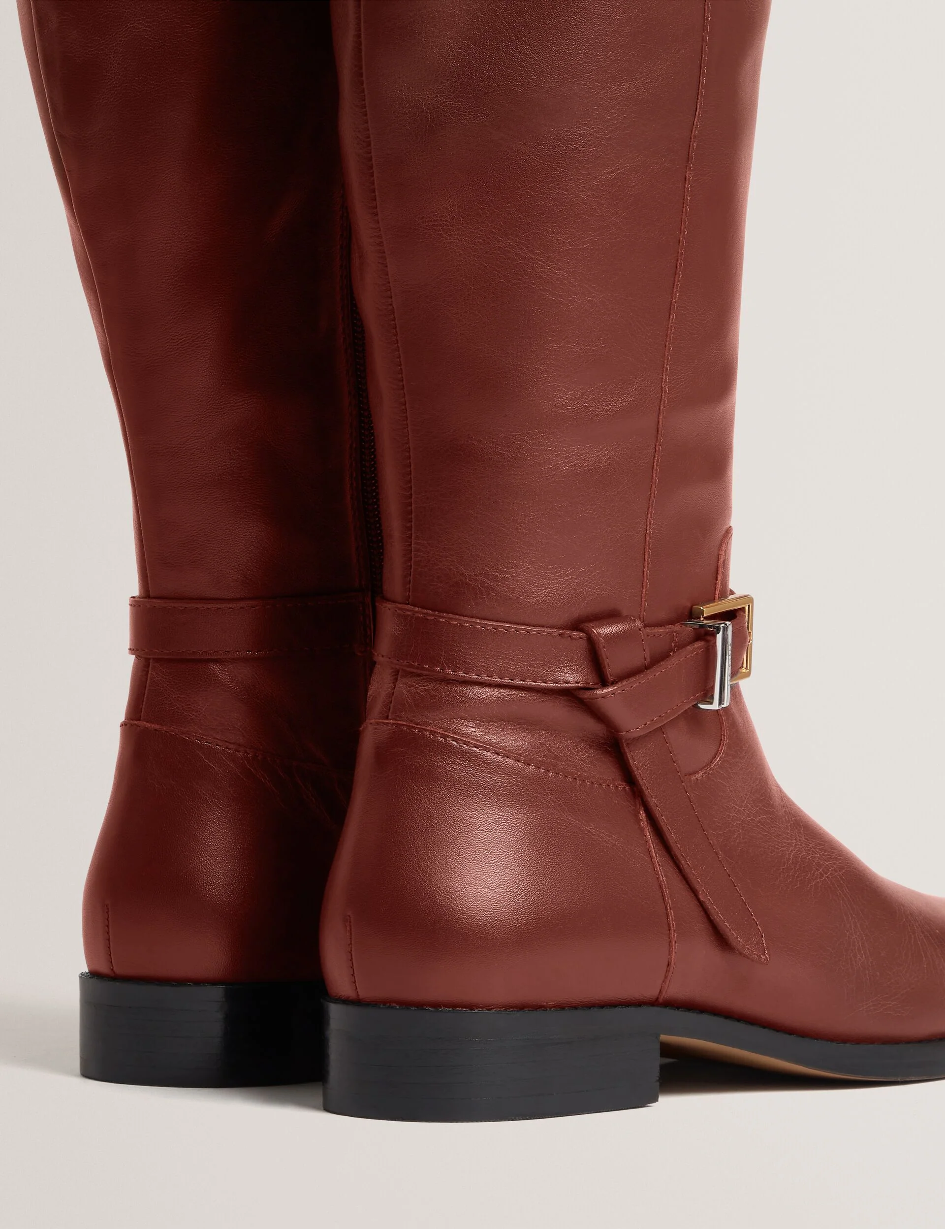 CLORETT | TAN - Image 5